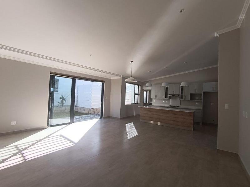 To Let 3 Bedroom Property for Rent in Kraaibosch Park Western Cape
